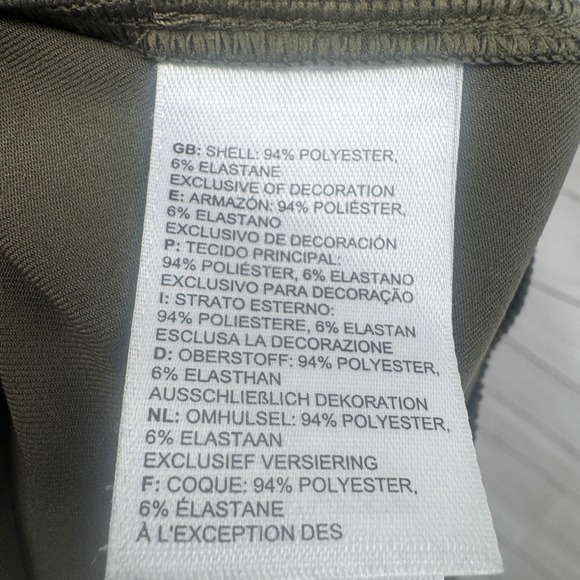 The North Face Olive‎ Green Hiking Pants Cropped Elastic Waist Womens Medium O - Picture 9 of 9